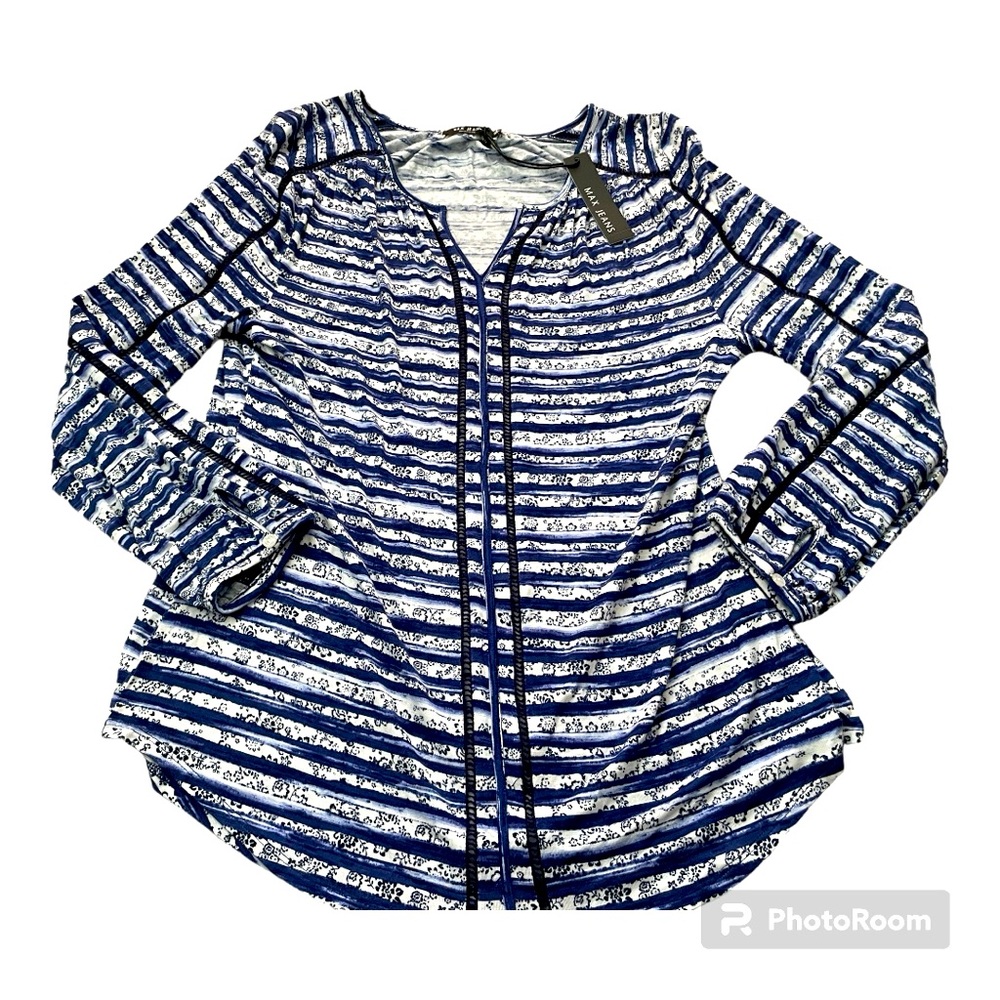 NWT. Women’s Max Jeans Blue&Black Striped Top W/ Black Open-Weave Detail. Large.